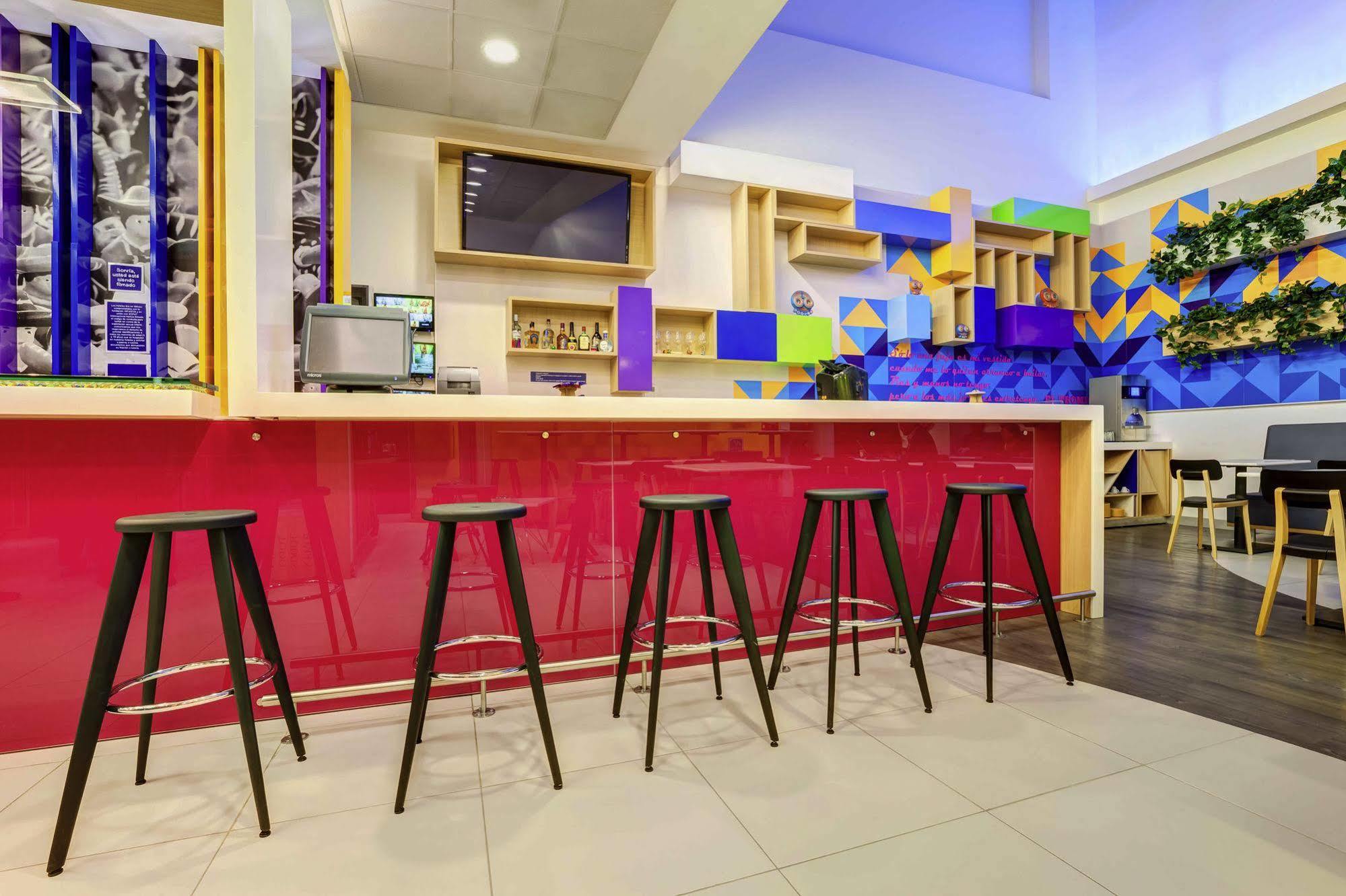 Ibis Styles Mexico Reforma Hotel Exterior photo